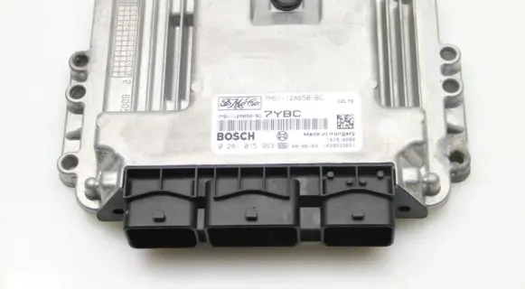 Mazda 3 II Engine control unit/module 7M6112A650BC