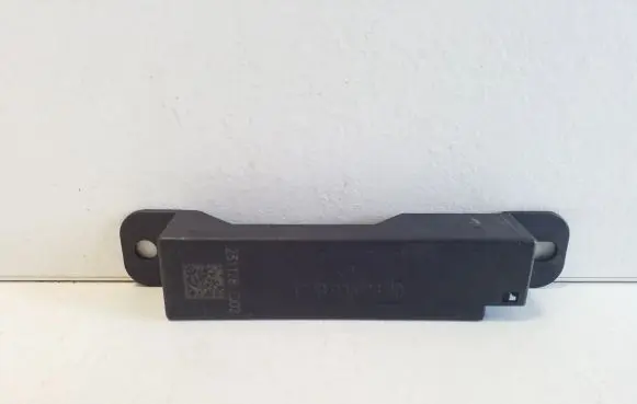 Mercedes-Benz GLC C254 Aerial antenna amplifier A2239052300