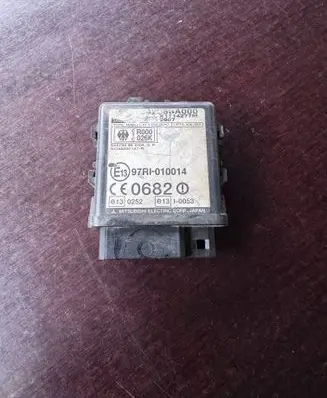 Subaru Forester SG Immobilizer control unit/module 88205SA000 X1T14277M R000