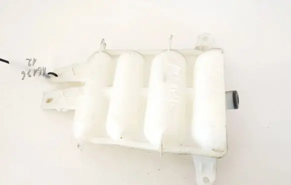 Vacuum air tank