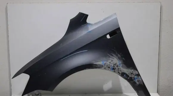 Volkswagen Caddy Fender VOLKSWAGEN CADDY 2K5 BŁOTNIK PRZOD LEWY 15+