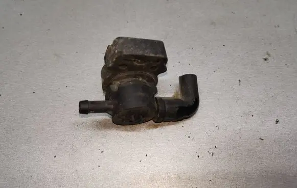 Mercedes-Benz S W220 Turbo solenoid valve 0004701593