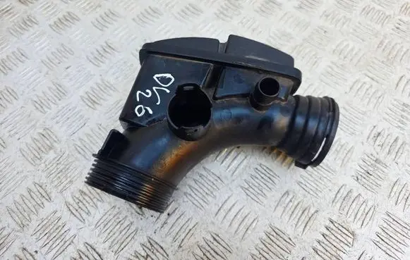 BMW 2 F22 F23 Intake resonator 70601488 70604567
