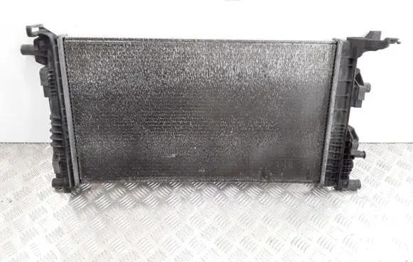 Renault Megane III Coolant radiator 214105150R M153387