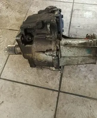 Hyundai Tucson JM Gearbox transfer box case