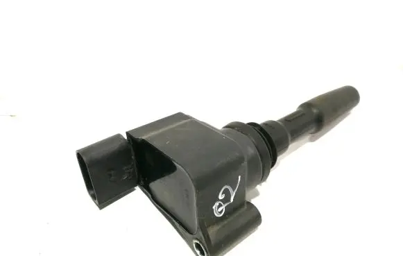 Audi Q2 - High voltage ignition coil 05E905110 77640004 052434