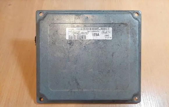 Ford Focus Engine control unit/module ECU 7M51-12A650-AEA SIM28 S118934201A