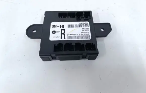 Dodge Durango III Door control unit/module 68245460AB P68245460AB