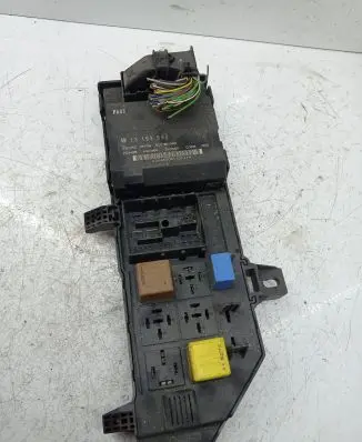 Opel Vectra C Fuse box set 13193590 13223678