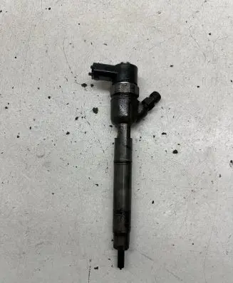 Hyundai i40 Fuel injector 338002A800 0445110411