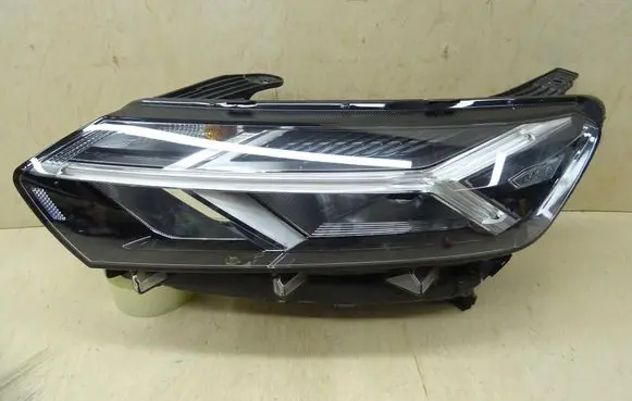 Dacia Sandero III Headlight/headlamp