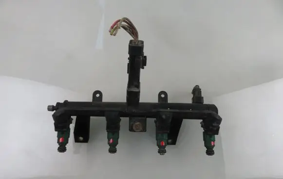 Fuel main line pipe