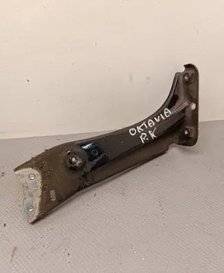 Skoda Octavia Mk3 (5E) Fender mounting bracket 5E0821141