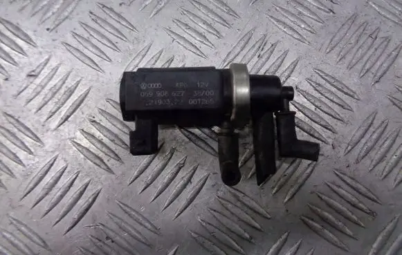 Audi A6 S6 C5 4B Valve vacuum 059906627