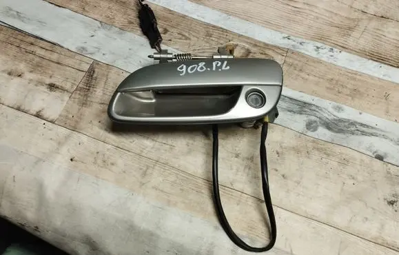 Hyundai Elantra Front door exterior handle