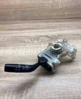 Mazda 626 Wiper control stalk 17B366 GE6T