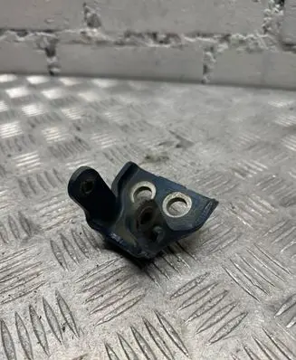 Citroen Berlingo Front door upper hinge