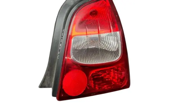 Renault Twingo II Rear/tail lights 8200387889 2VA965454