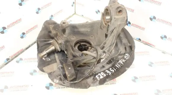 BMW X3 F25 Front wheel hub spindle knuckle 6855954 6787679