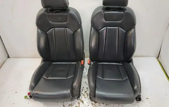Seat set