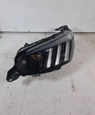 Peugeot 208 II Headlight/headlamp 9823194180