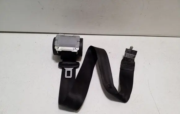 Rear seatbelt