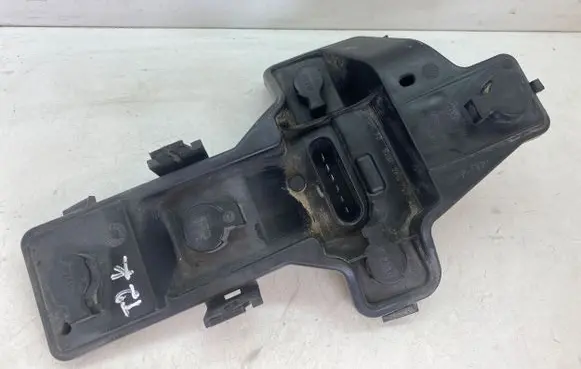 Volkswagen Touran I Tail light bulb cover holder 1T0945257D