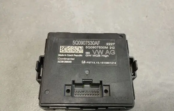 Volkswagen Golf VII Gateway control module 5Q0907530AF 5Q0907530M