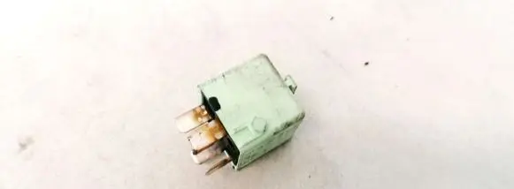 BMW 5 E39 Other relay 61368373700 61.36-8373700