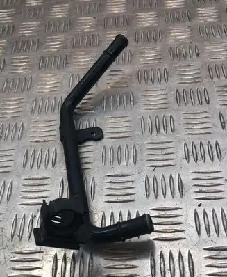 Volkswagen Golf V Engine coolant pipe/hose 1K0121070