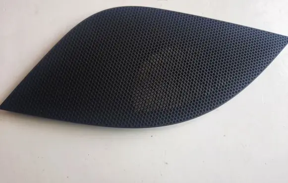 Side speaker trim/cover