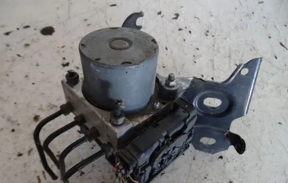 Fiat Grande Punto ABS Pump 55700423
