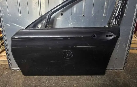 BMW 7 F01 F02 F03 F04 Front door 
