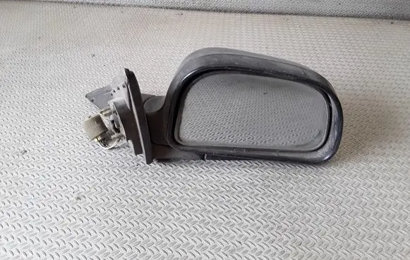Mitsubishi Galant Front door electric wing mirror E2016004
