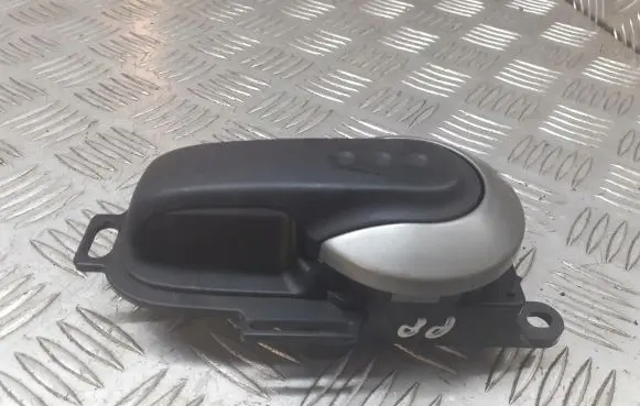 Nissan Micra Front door interior handle 5010800006