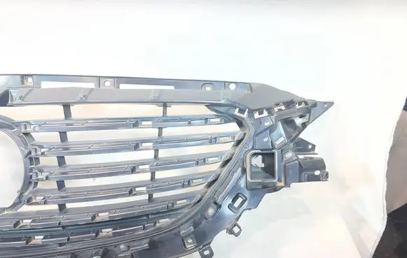Mazda 6 Front grill G46L50712