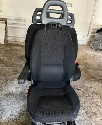 Fiat Ducato Front driver seat braknumeruczci