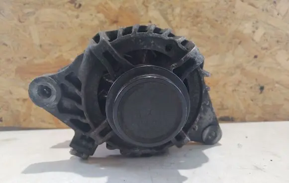 Toyota Auris 150 Generator/alternator 27060T010