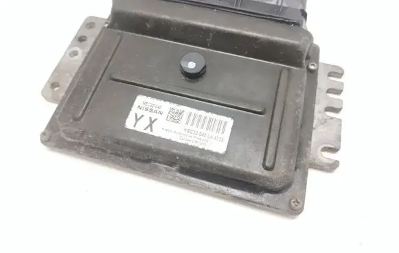 Nissan Micra Engine control unit/module MEC32040