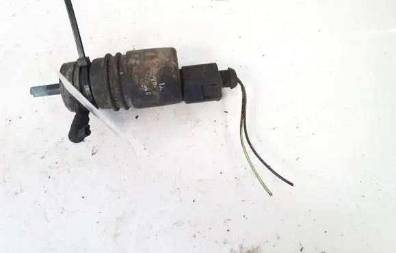 Audi A6 S6 C5 4B Windscreen/windshield washer pump 1j0973722