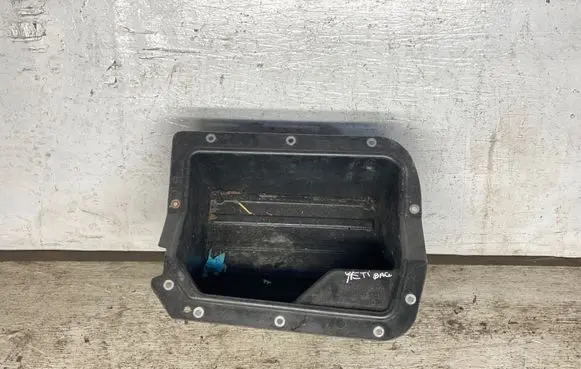 Skoda Yeti (5L) Glove box in trunk 5l6801287