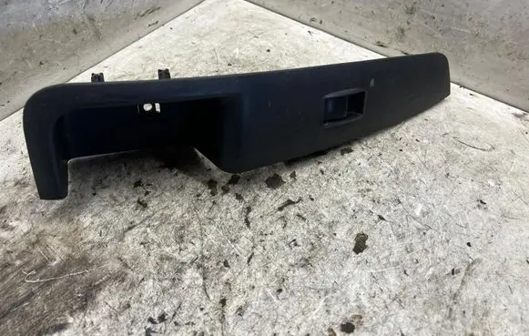 Mitsubishi Outlander Front door interior handle 8608A061