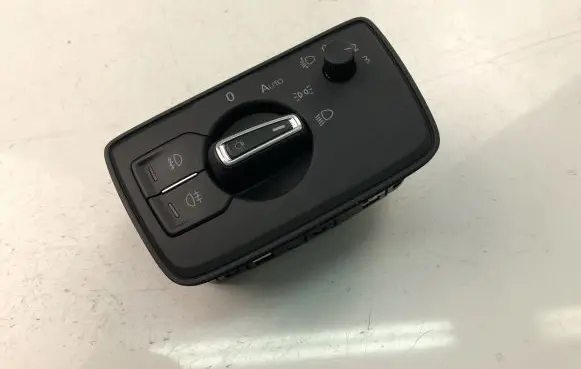 Volkswagen PASSAT B8 Light switch 3G0941633