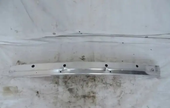 Opel Omega A Front bumper support beam 93368357