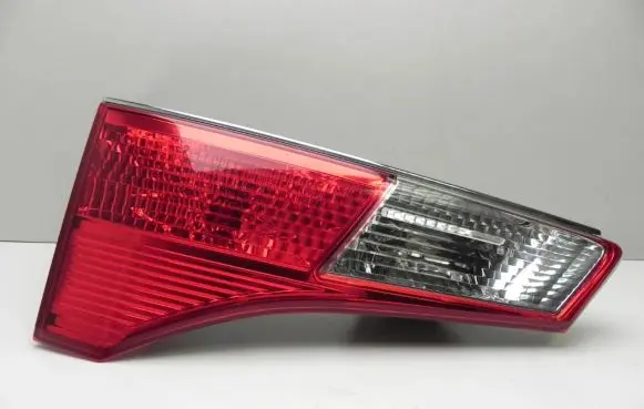 Toyota RAV 4 (XA40) Rear/tail lights 8158142050
