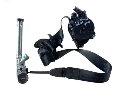 Ford Bronco Front seatbelt M1PBS612D64AB