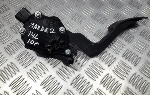 Mazda 2 Accelerator throttle pedal k42387400 k4238-7400