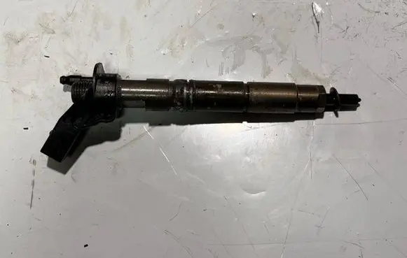 Mercedes-Benz CLS C219 Fuel injector A6420701987 0445115076 0445115