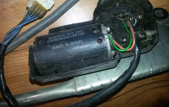 Citroen Xsara Wiper motor 0390246340