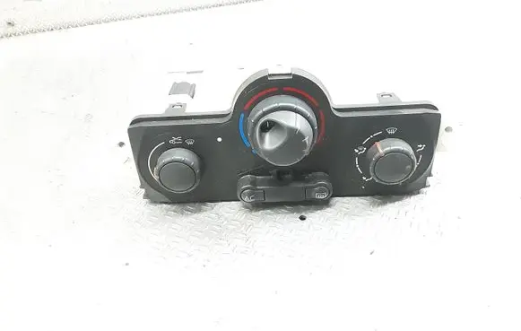 Renault Megane II Climate control unit 69420001